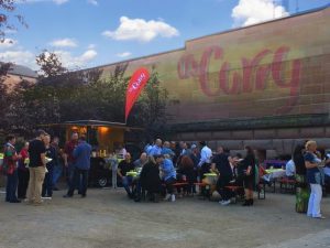 Burger Truck mieten - Foodtruck Ausgefallene Orte, ausgefallene Feste - ein Erlebnis für immer